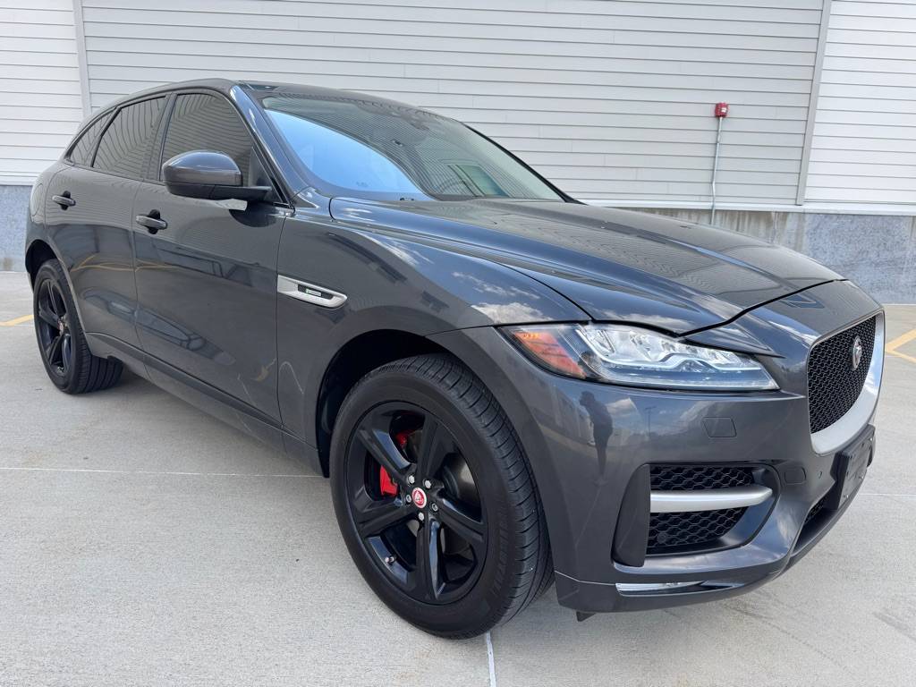 2017 Jaguar F-pace