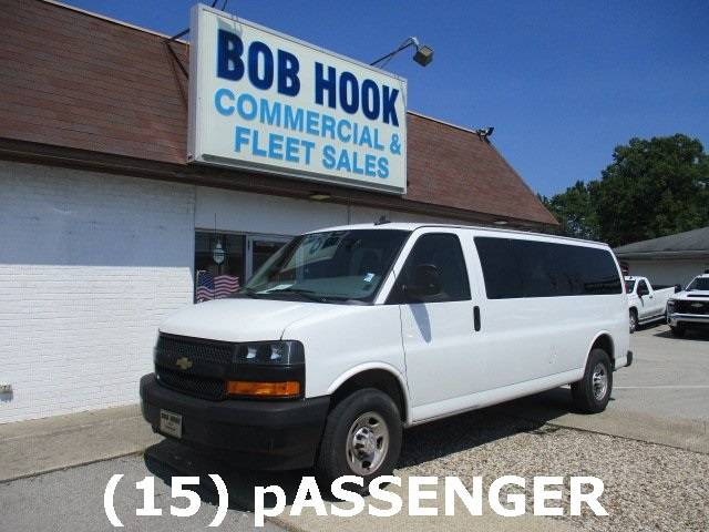 2022 Chevrolet Express Passenger