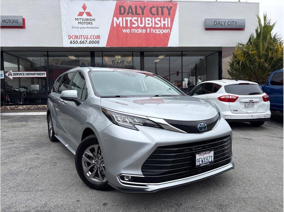 2023 Toyota Sienna
