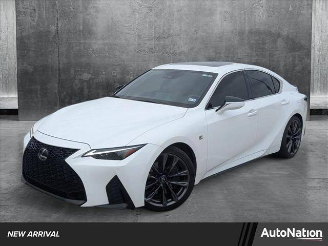 2022 Lexus IS