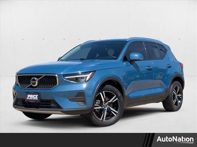 2023 Volvo XC40