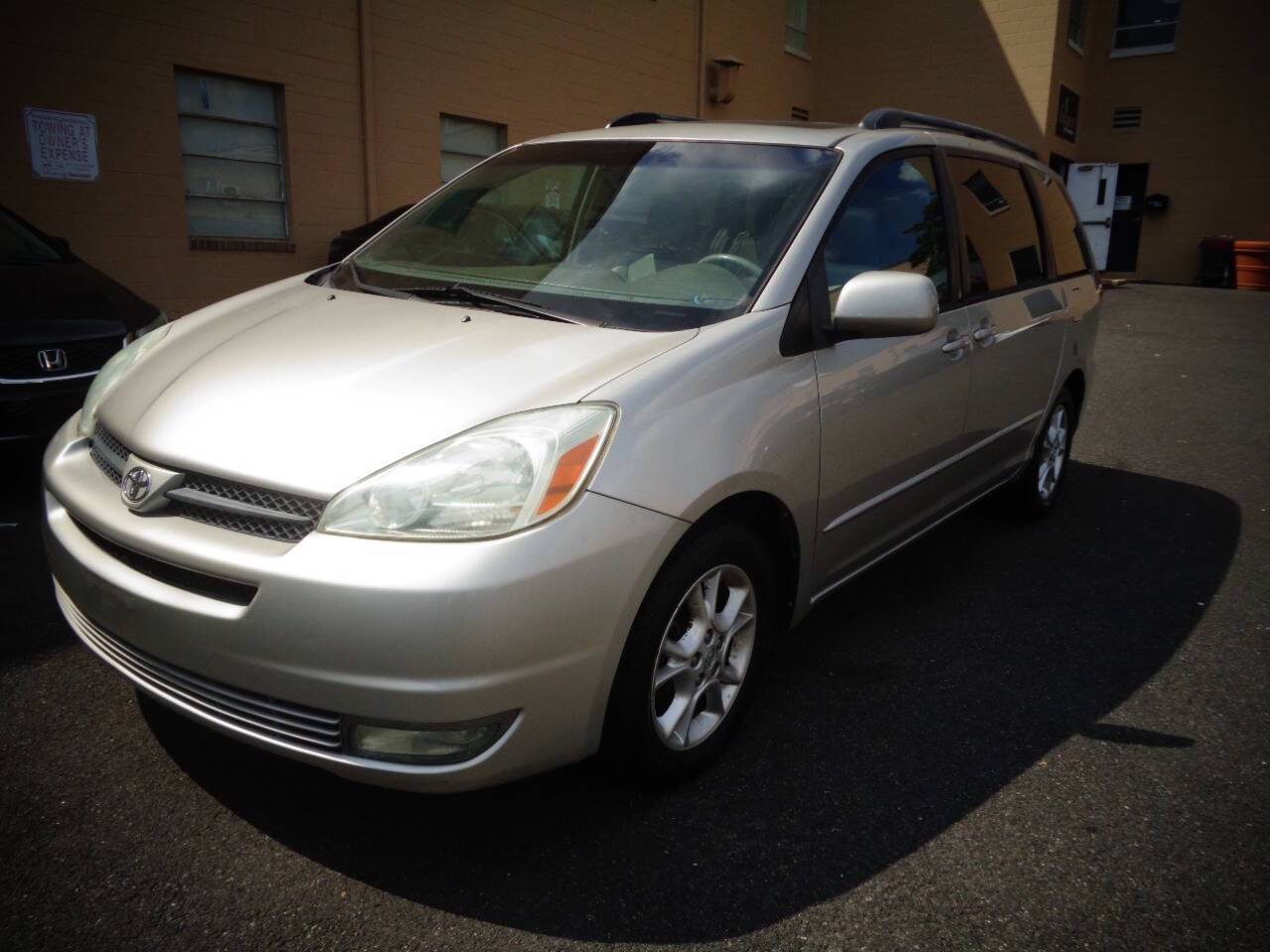 2004 Toyota Sienna