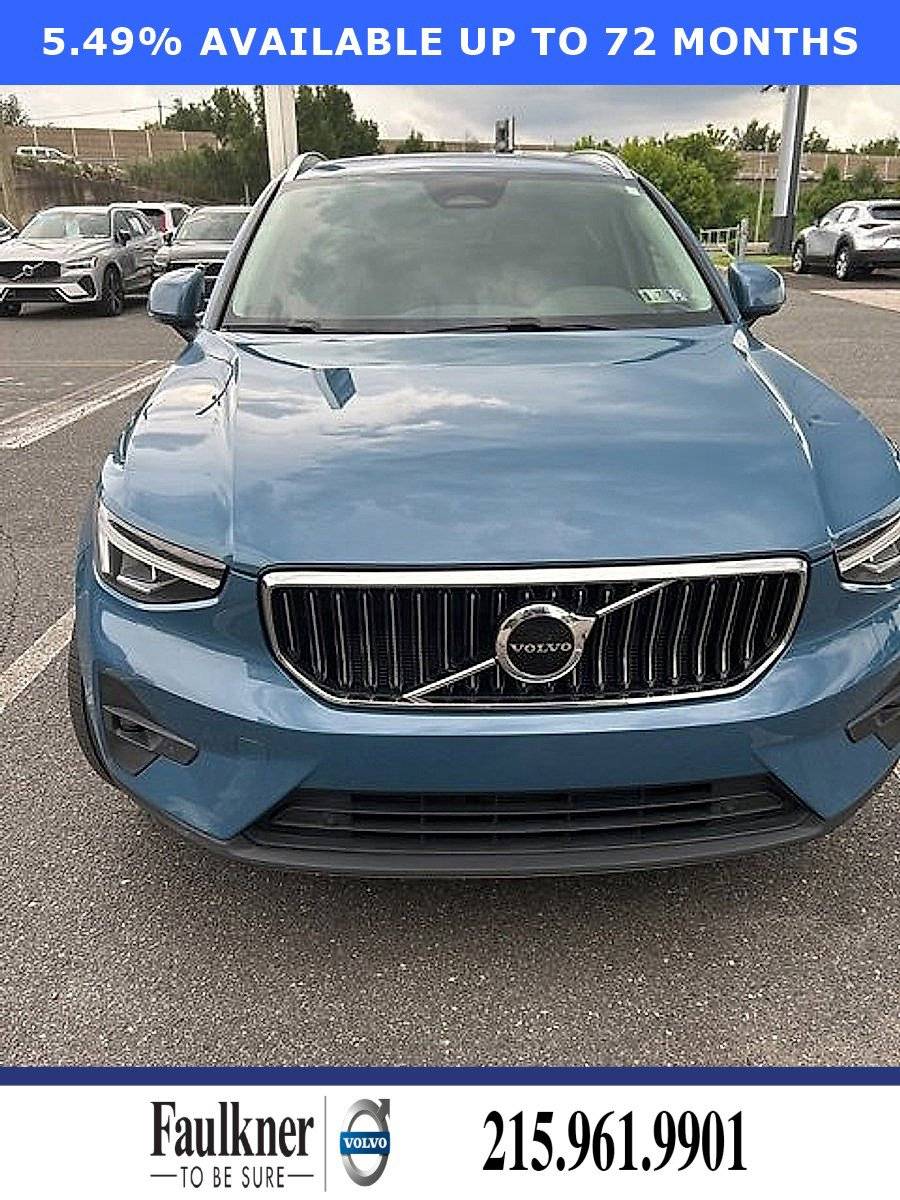 2023 Volvo XC40