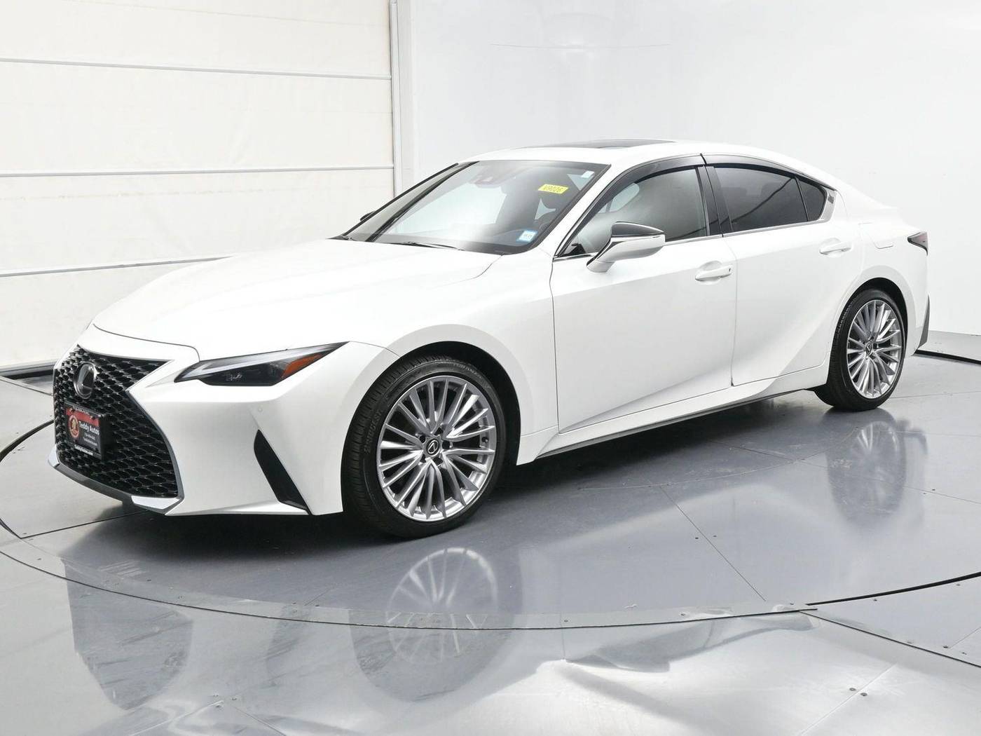 2023 Lexus IS
