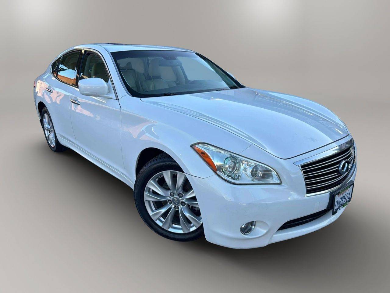 2011 Infiniti M37