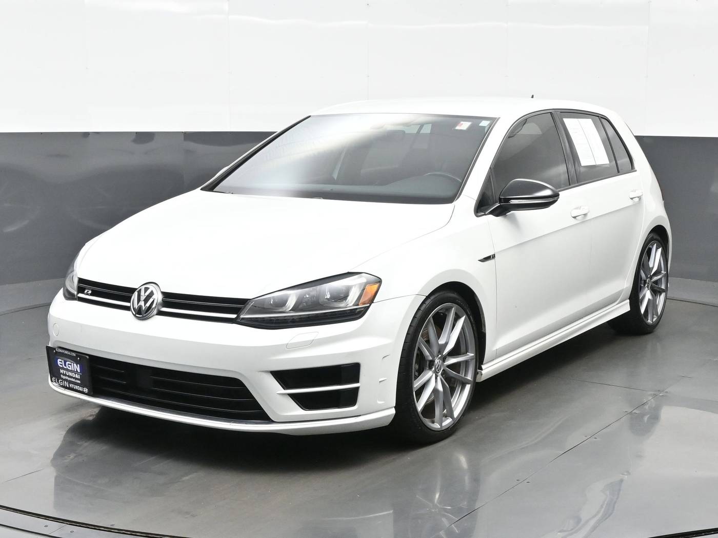 2017 Volkswagen Golf R