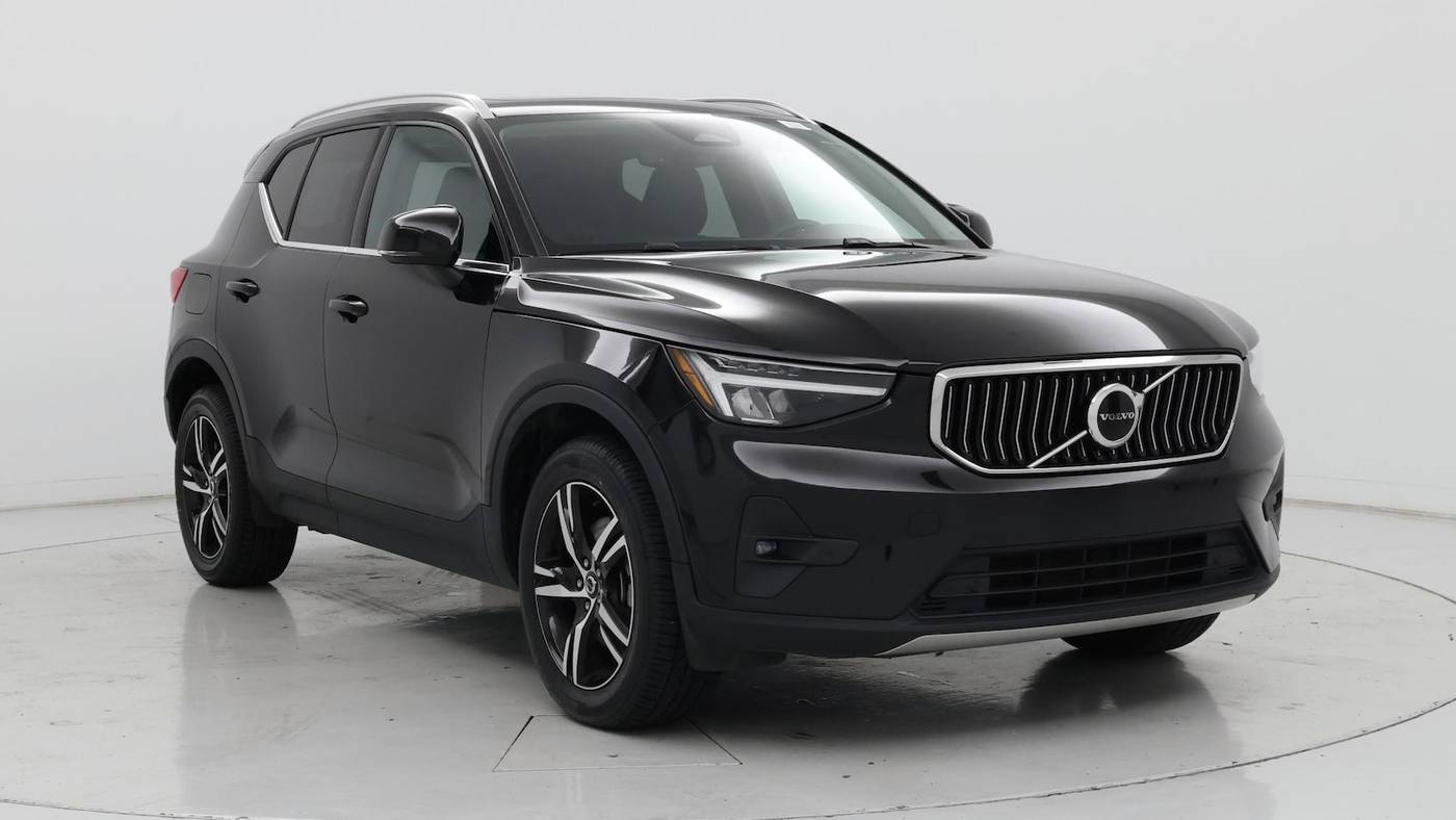 2023 Volvo XC40