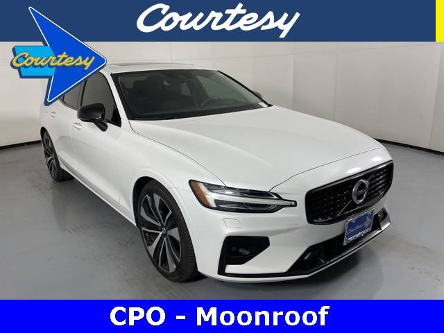 2022 Volvo S60