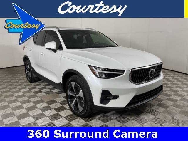 2025 Volvo XC40
