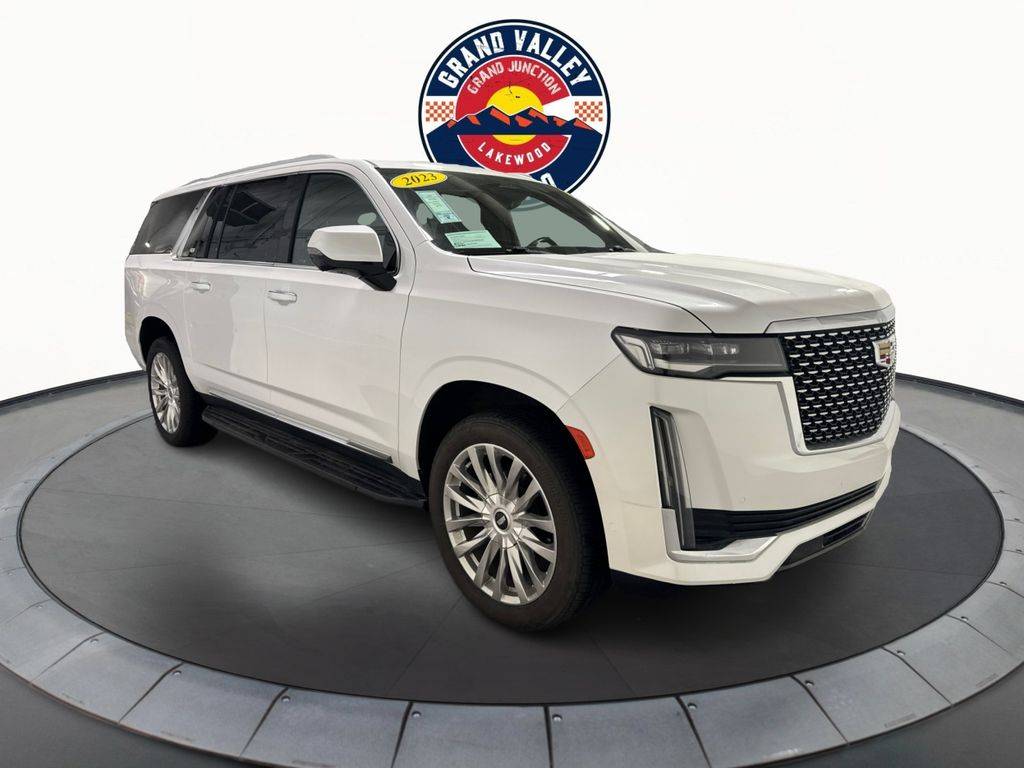 2023 Cadillac Escalade Esv