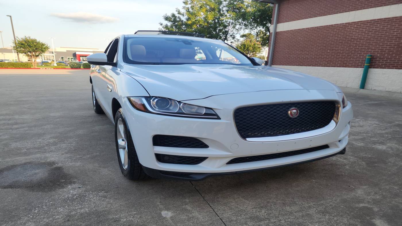 2018 Jaguar F-pace