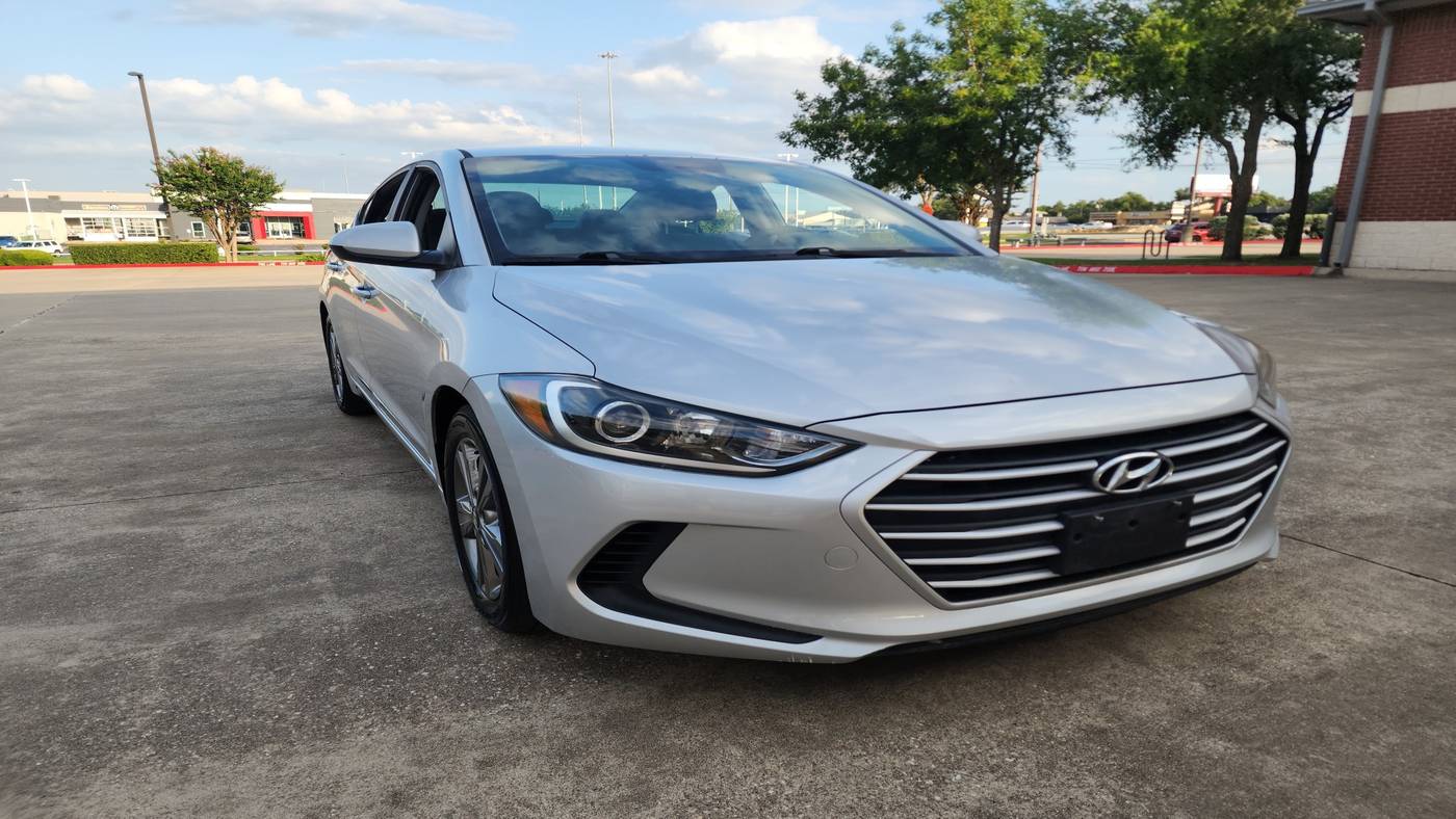 2018 Hyundai Elantra