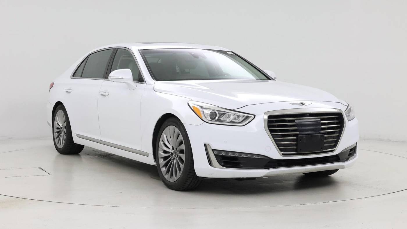 2018 Genesis G90