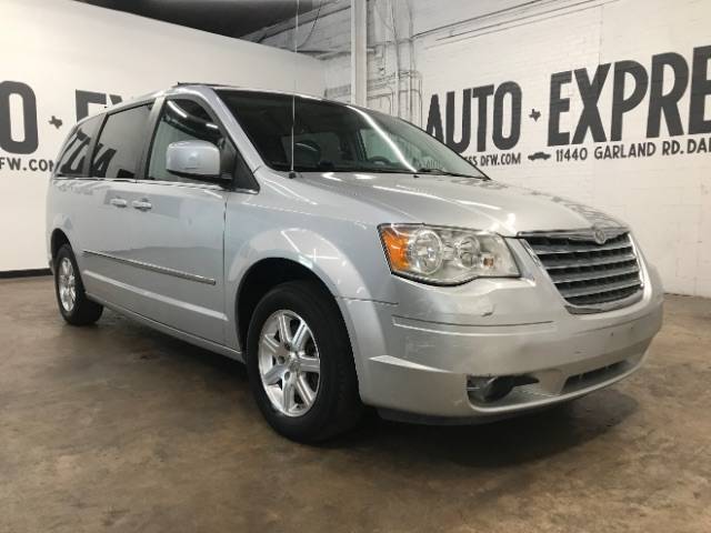 2009 Chrysler Town & Country