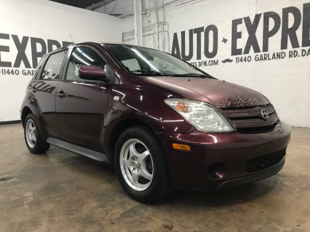 2005 Scion XA