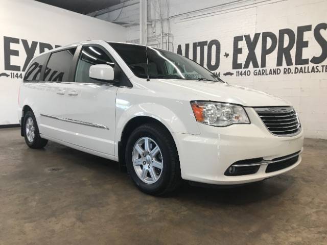 2011 Chrysler Town & Country
