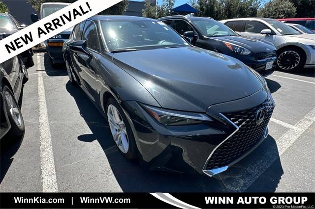 2023 Lexus IS