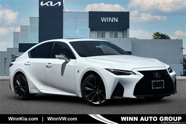 2023 Lexus IS
