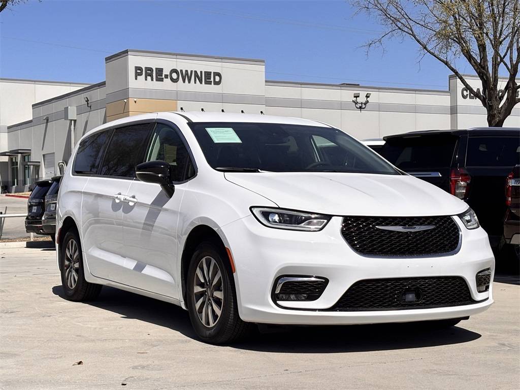 2024 Chrysler Pacifica