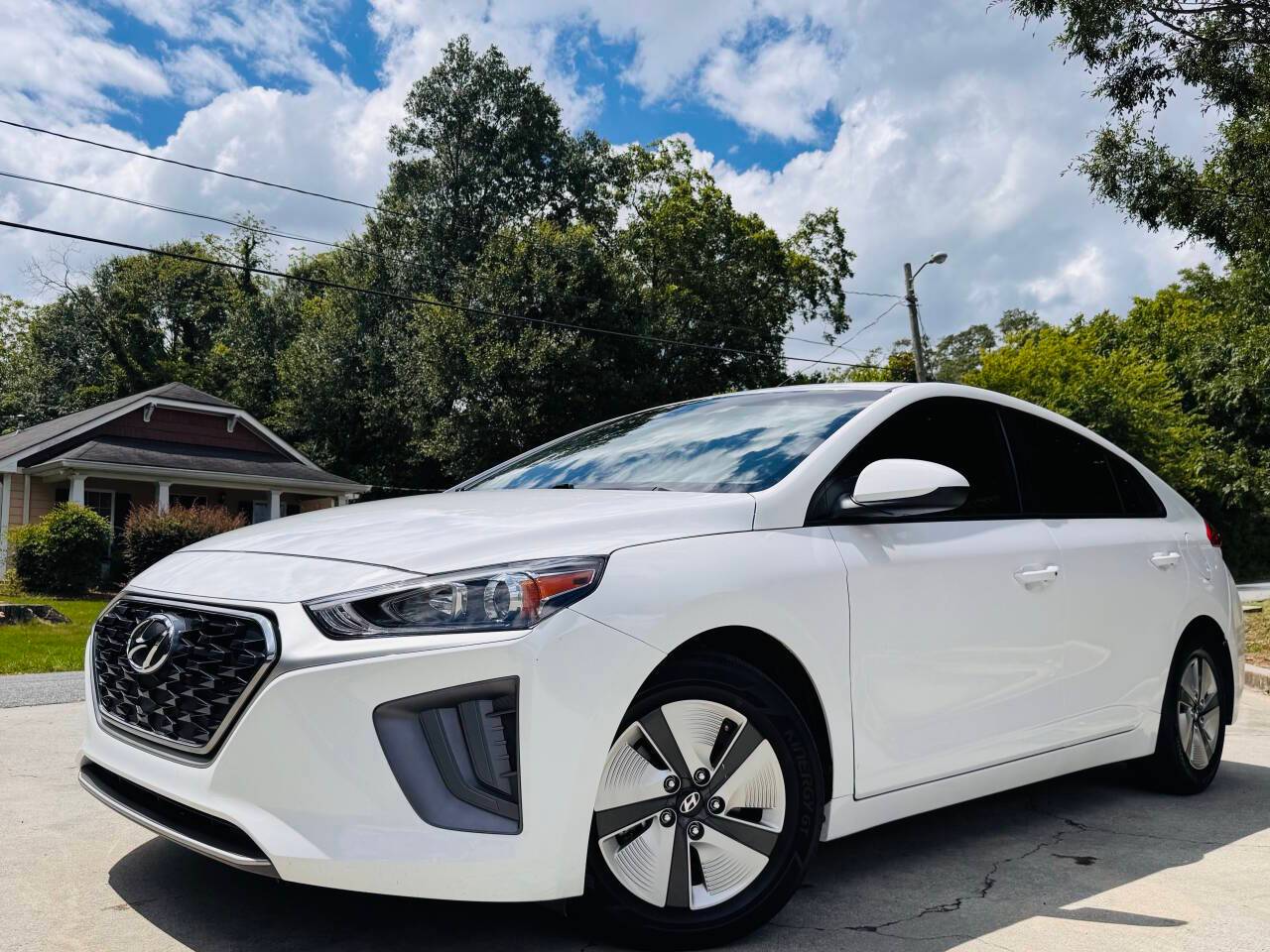 2022 Hyundai Ioniq Hybrid