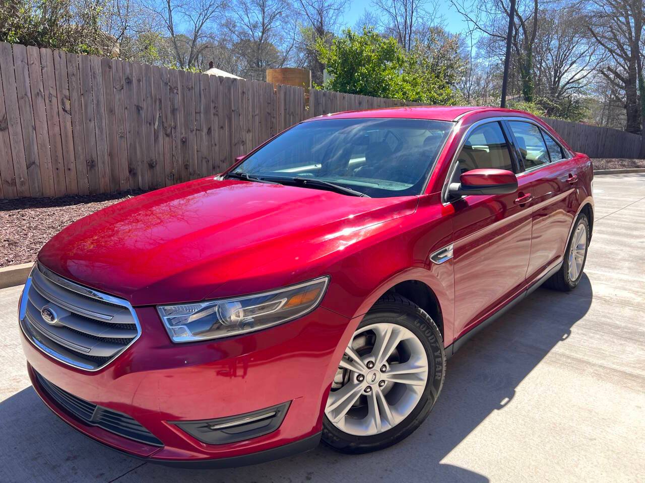 2015 Ford Taurus