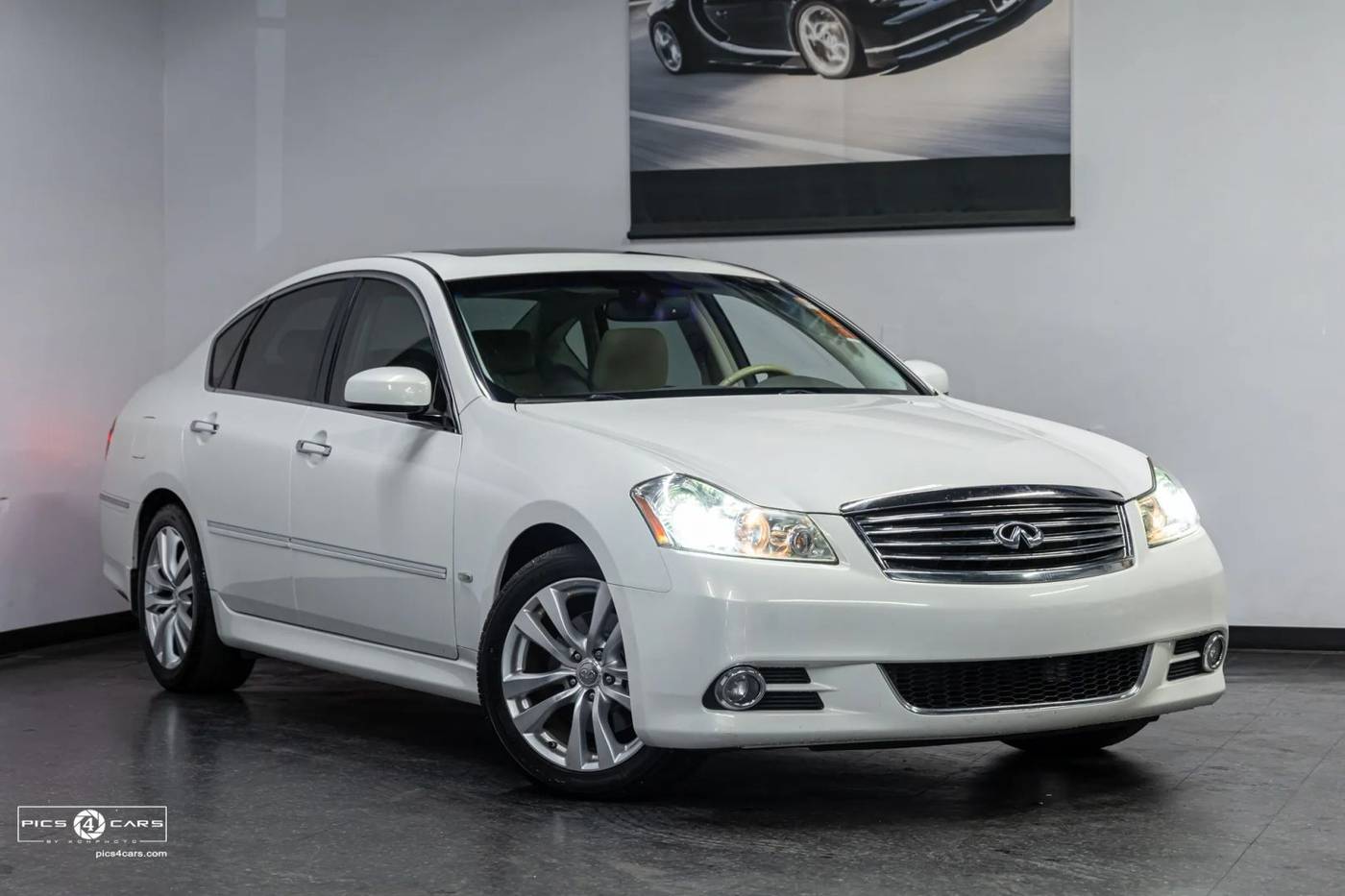 2010 Infiniti M35