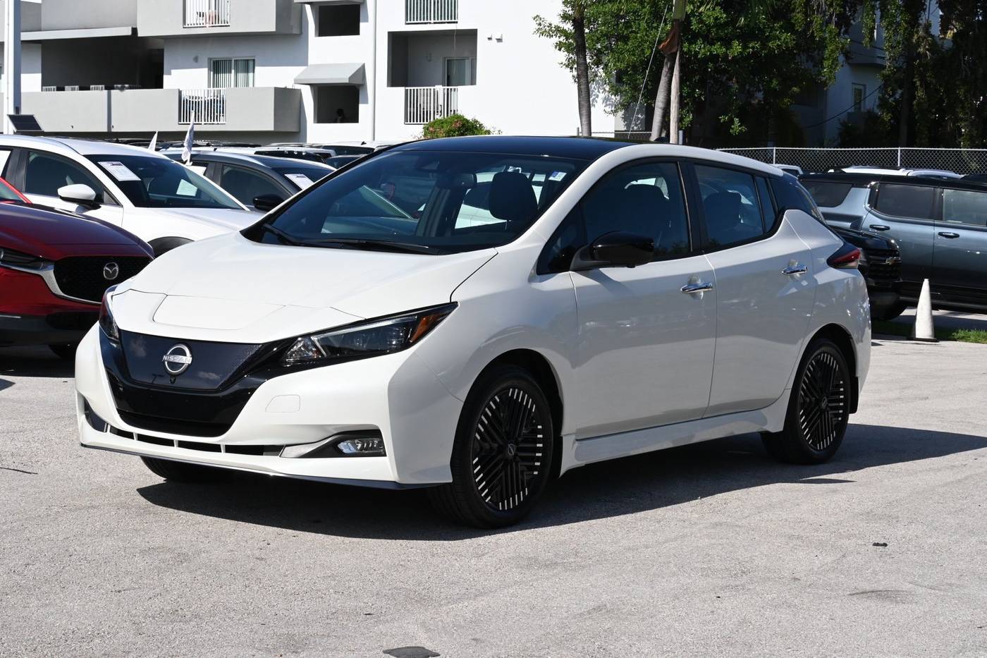 2025 Nissan Leaf