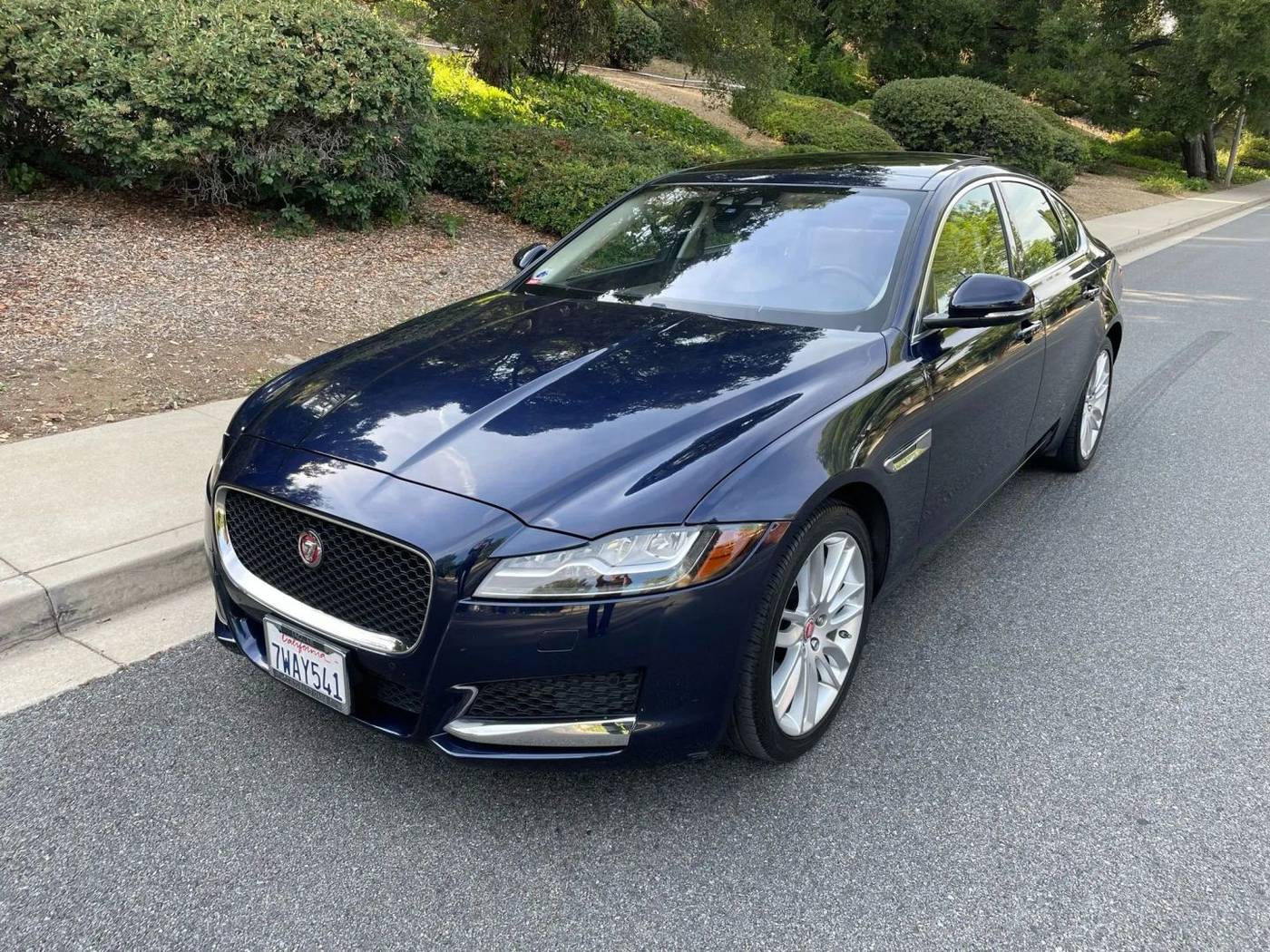 2017 Jaguar XF