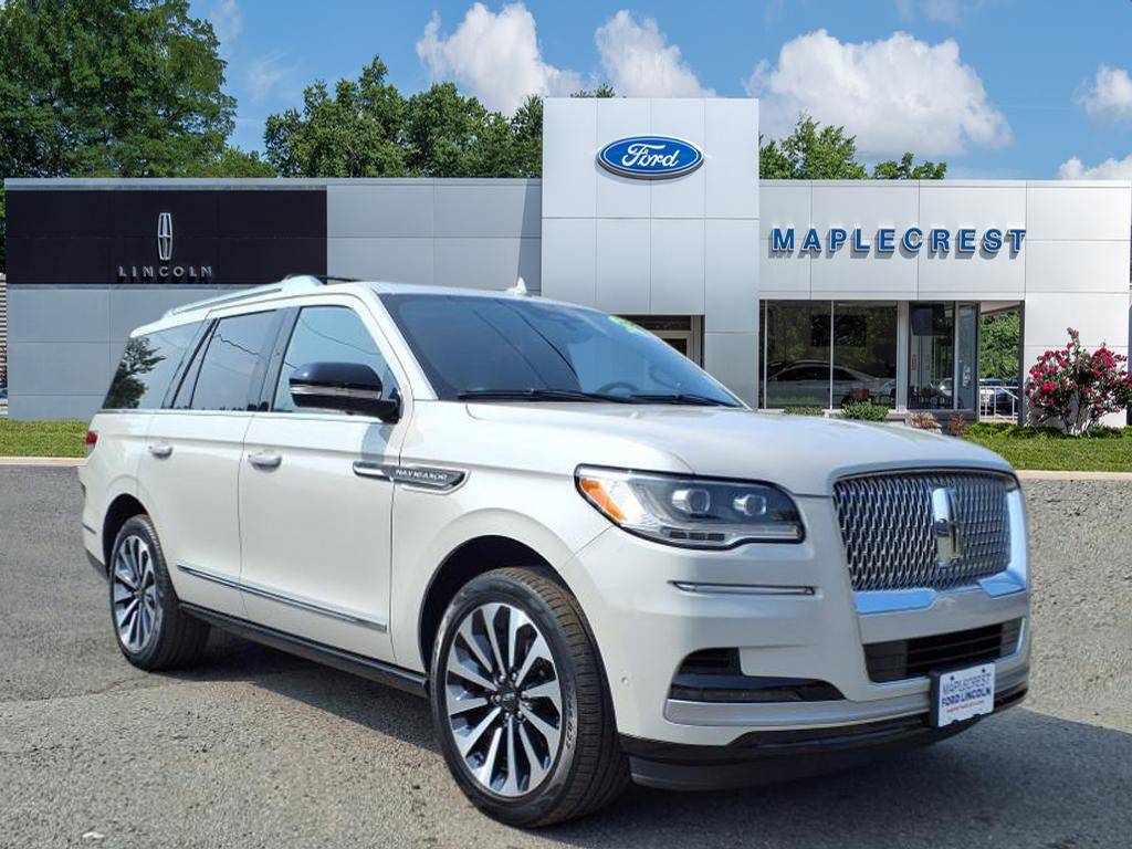 2022 Lincoln Navigator