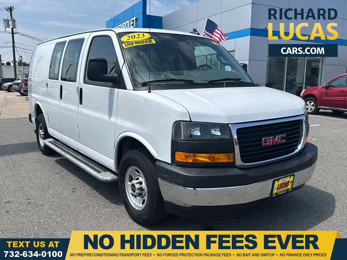 2023 GMC Savana Cargo Van