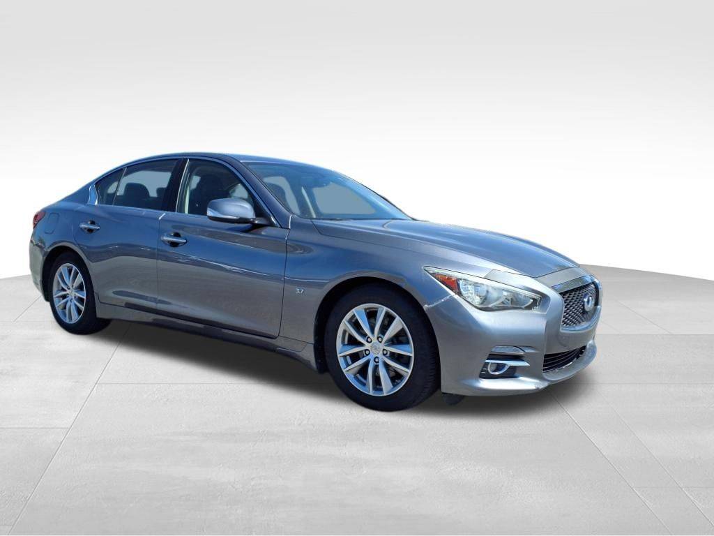 2015 Infiniti Q50