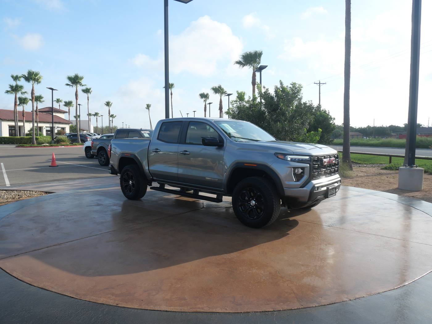 2024 GMC Canyon