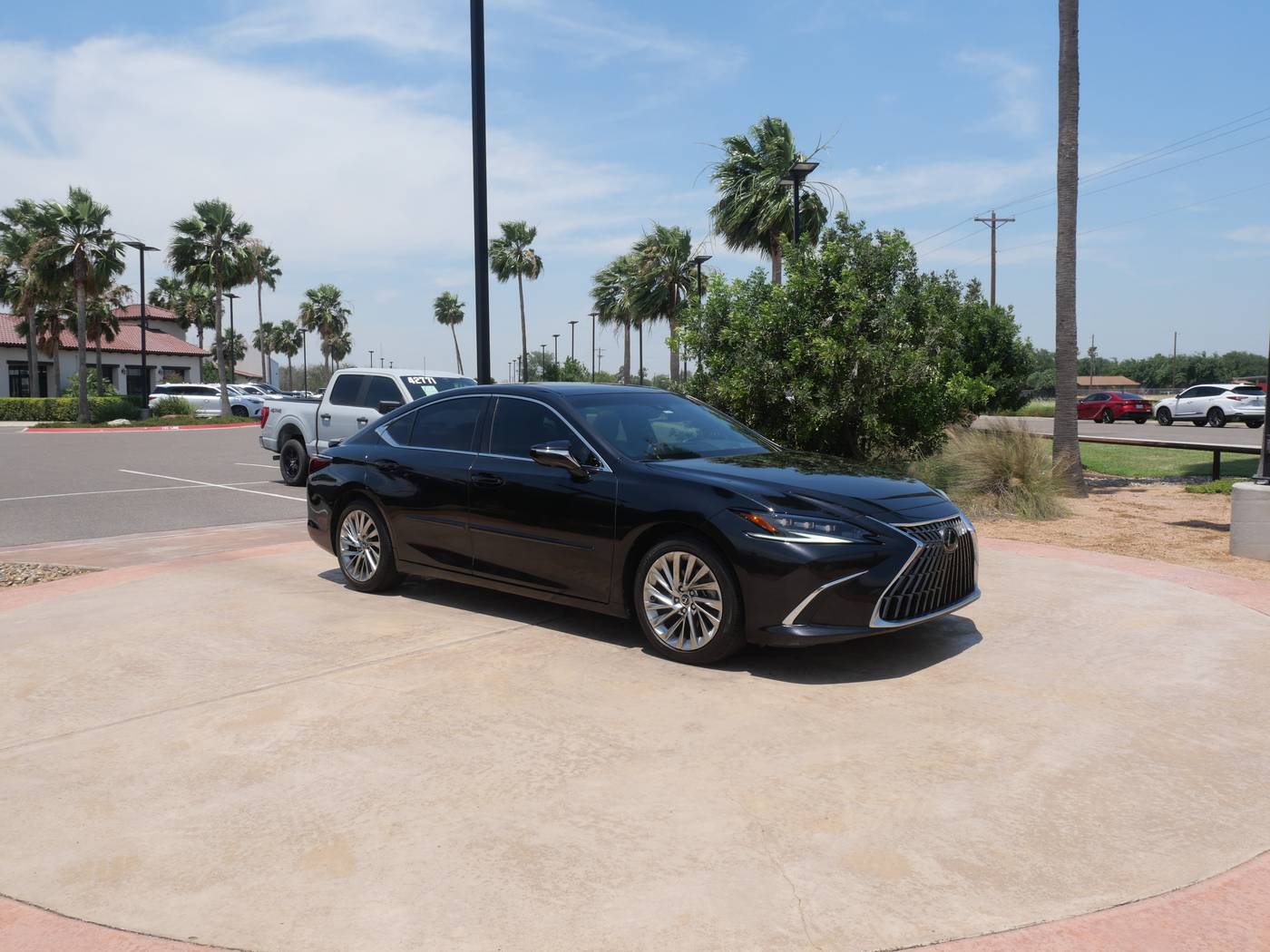 2023 Lexus ES
