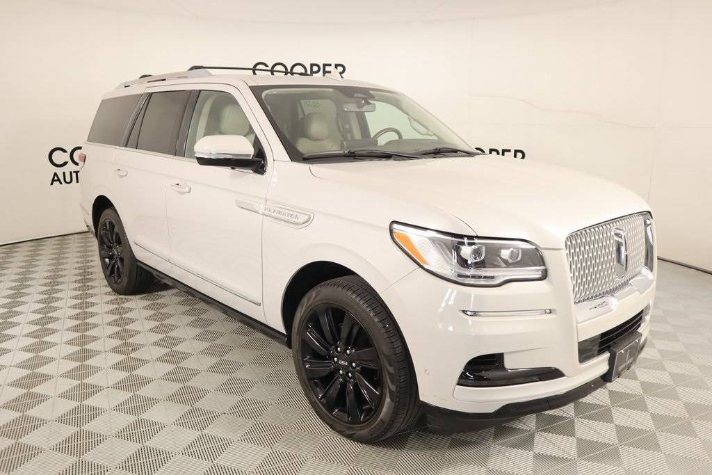 2024 Lincoln Navigator