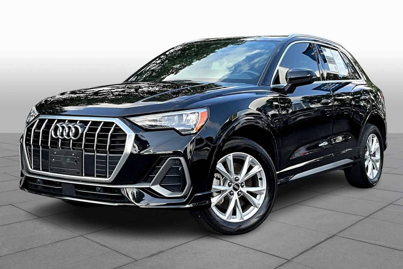 2022 Audi Q3
