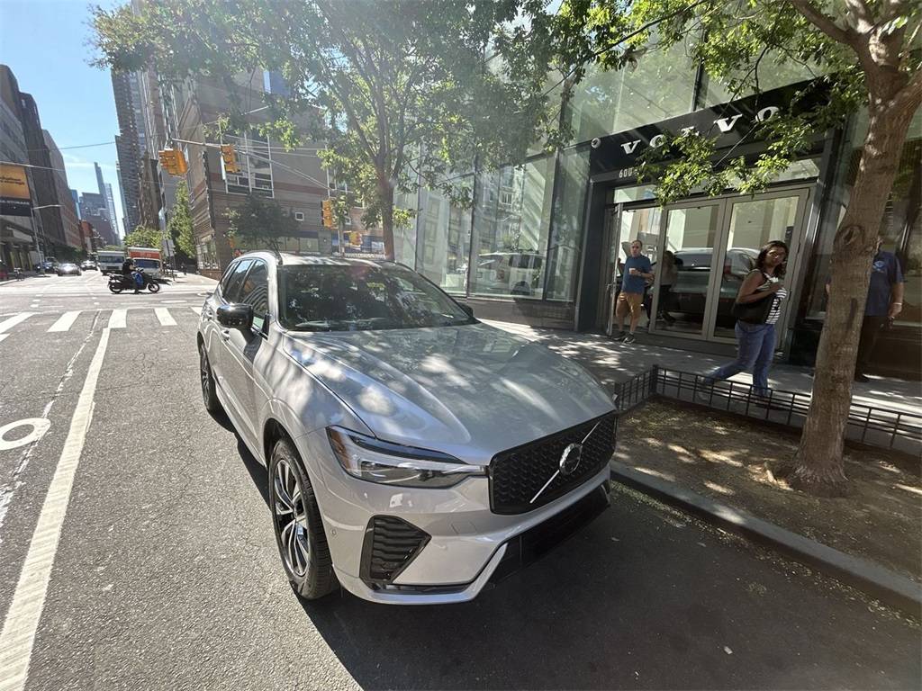 2025 Volvo XC60
