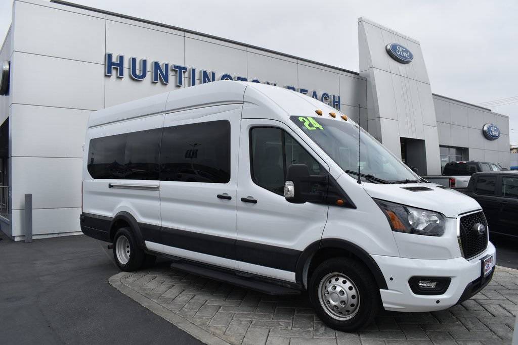 2024 Ford Transit Passenger Wagon