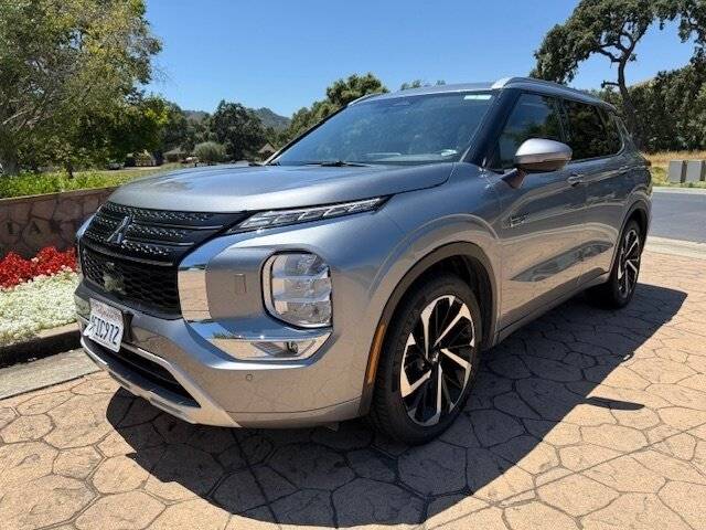 2023 Mitsubishi Outlander Phev