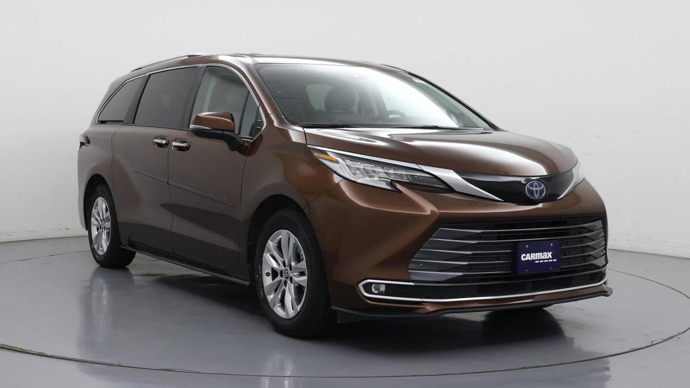2023 Toyota Sienna