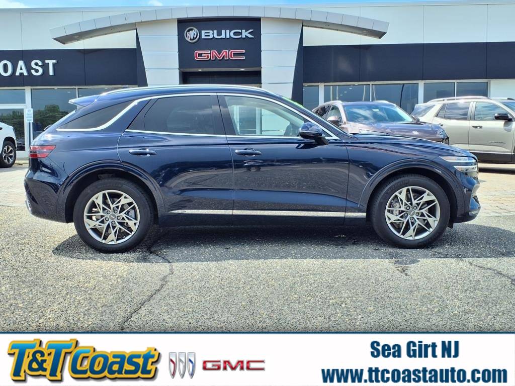 2023 Genesis Gv70