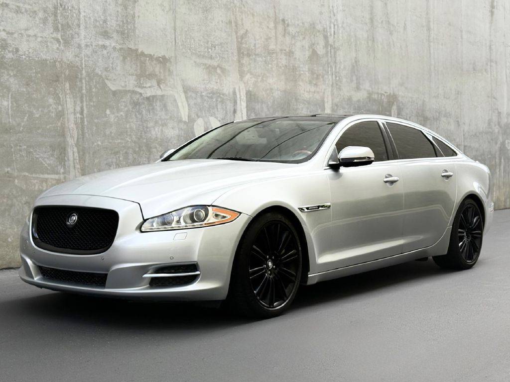 2012 Jaguar XJ