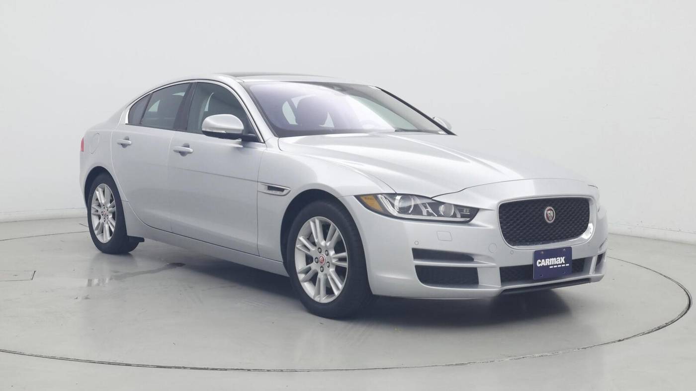 2017 Jaguar XE