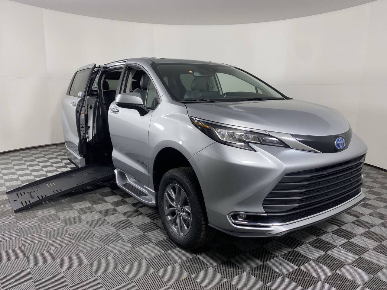 2022 Toyota Sienna
