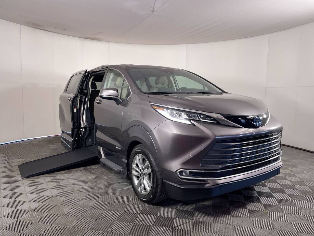 2021 Toyota Sienna