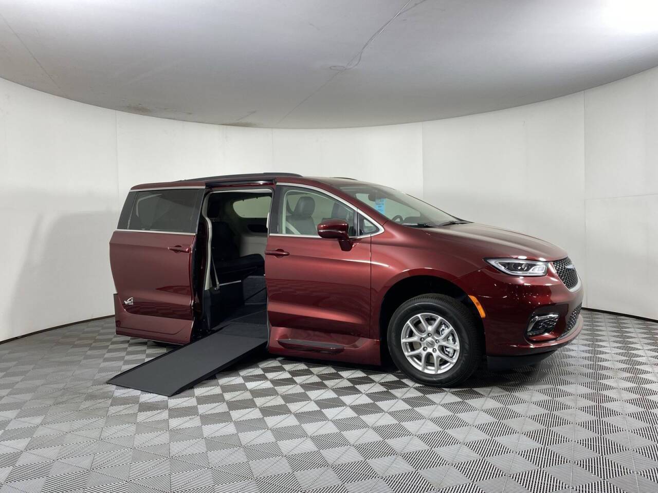 2022 Chrysler Pacifica