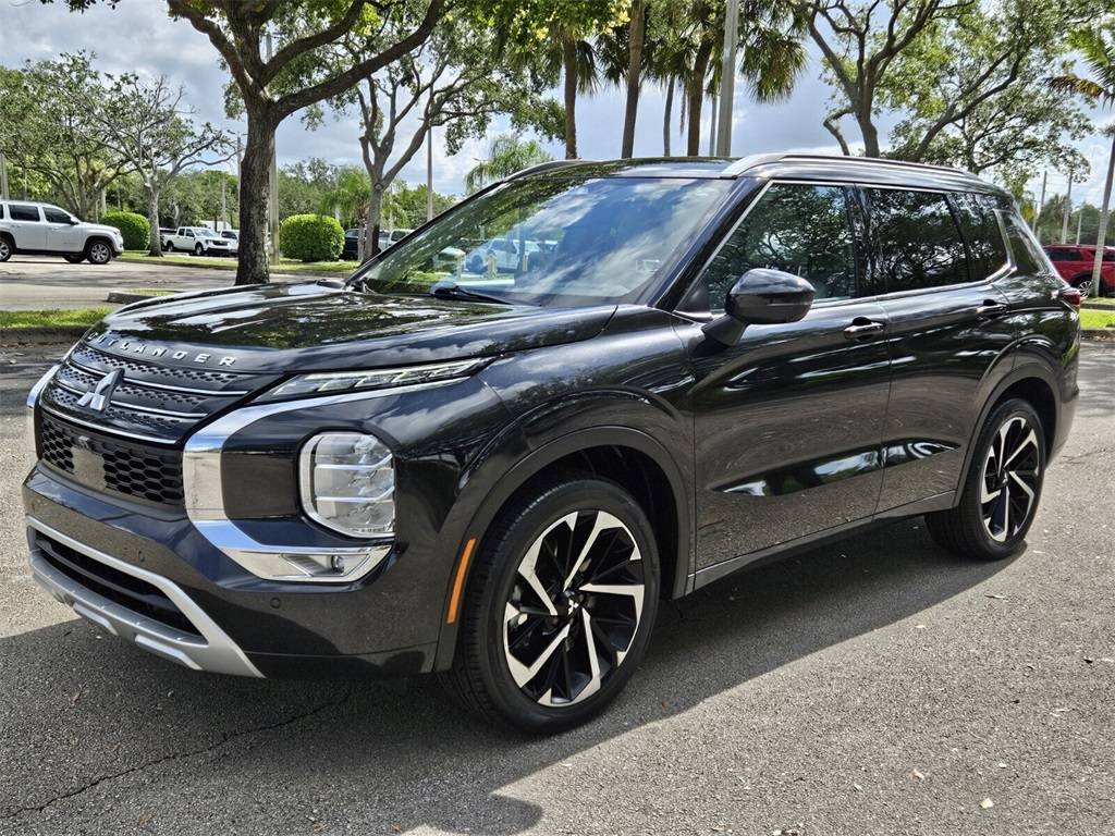 2023 Mitsubishi Outlander