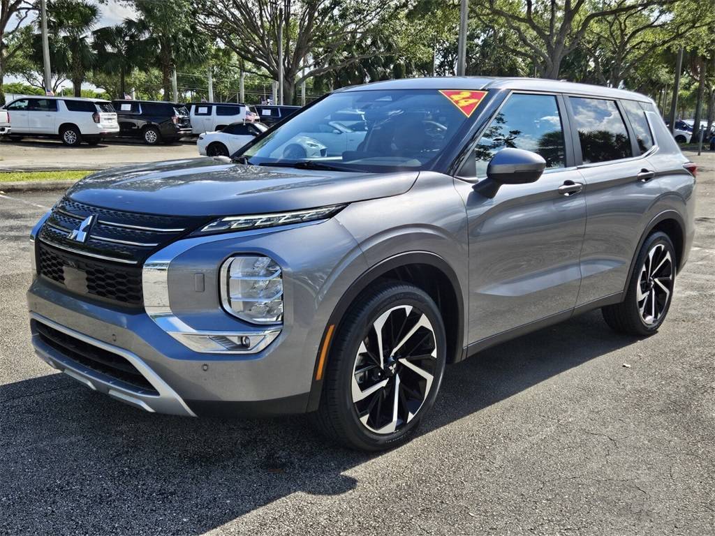2024 Mitsubishi Outlander