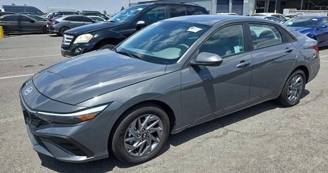 2024 Hyundai Elantra
