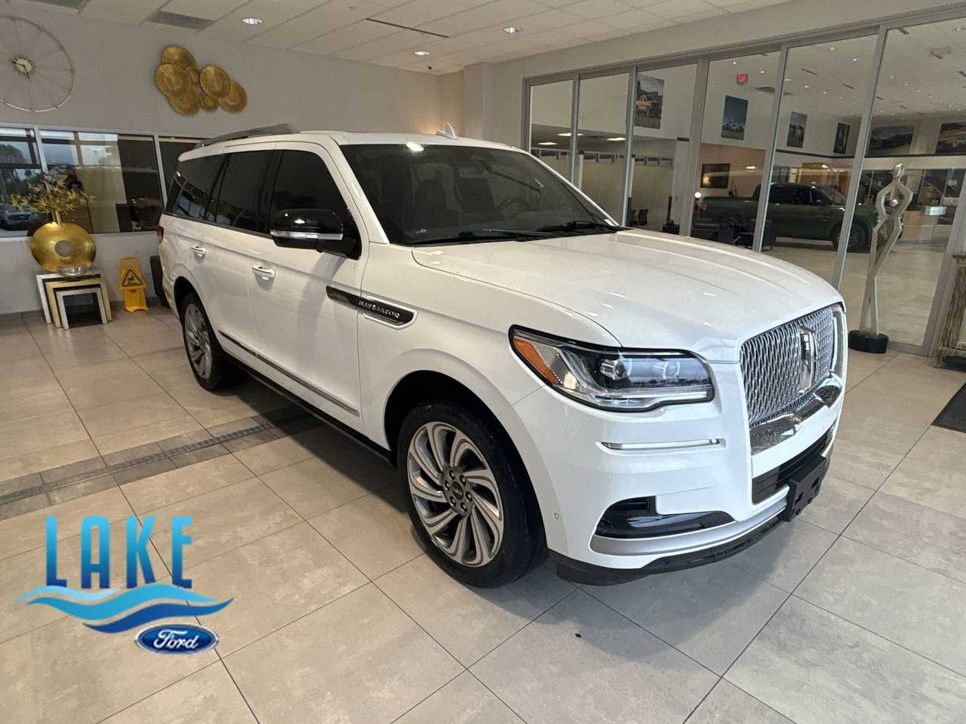 2022 Lincoln Navigator