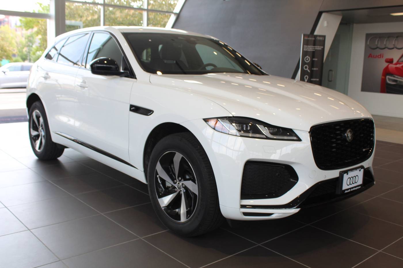 2025 Jaguar F-pace